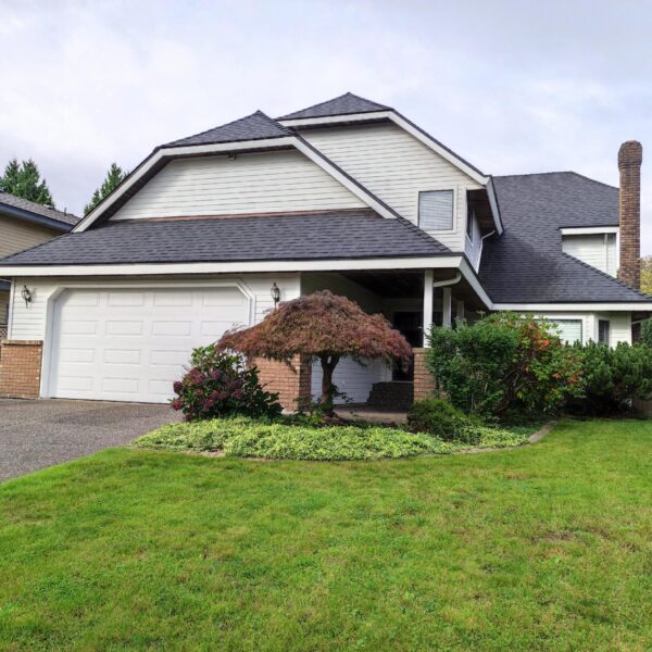 Home in Fraser Heights 4 Bedroom, 3 Bathroom, Den 