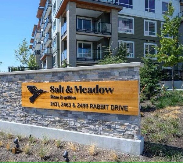 Stunning Water’s Edge Condo 2 Bed/2 Bath Salt and Meadow 