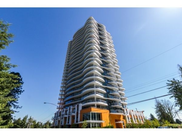 Central Surrey, The Wave, 2 Bed PLUS Den View Condo